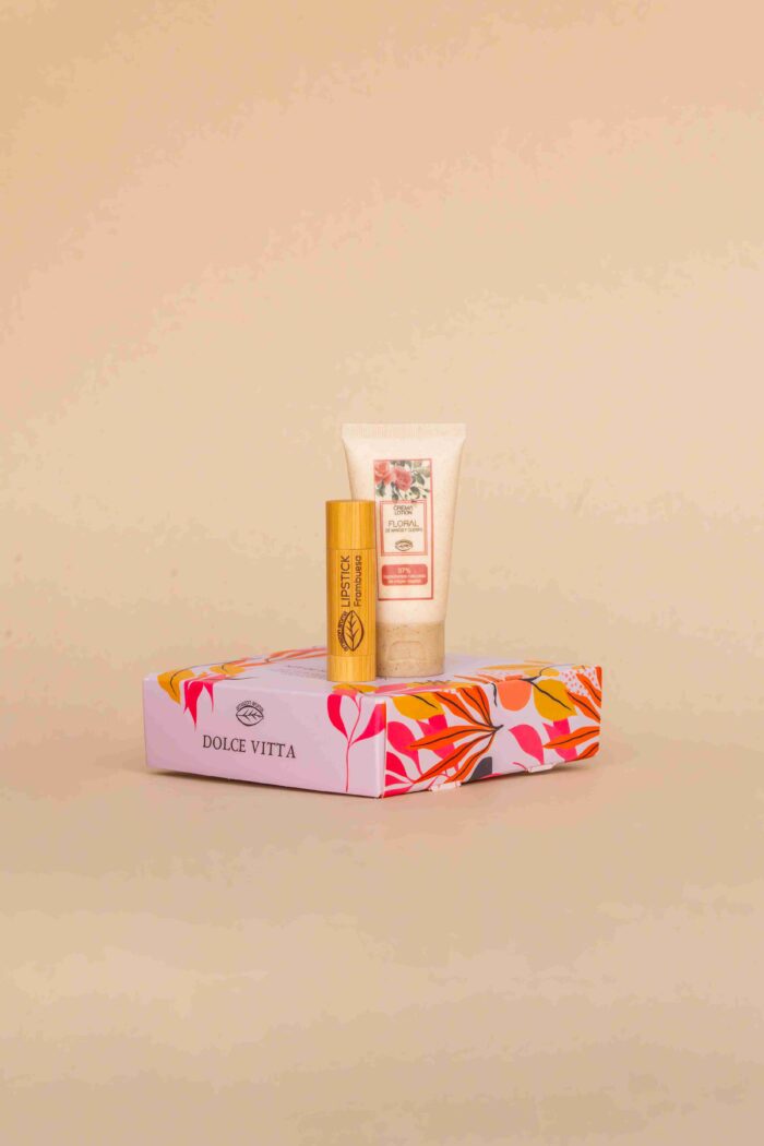 Lipstick Frambuesa y Crema Floral con Ingredientes Ecuatorianos